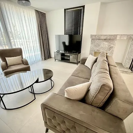 Villa In Bahceli With Private Pool And Up To 6 Guests Kalogrea